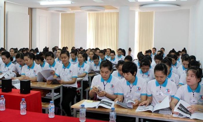 Lao động Việt Nam được đào tạo trong nước trước khi đi làm việc ở nước ngoài